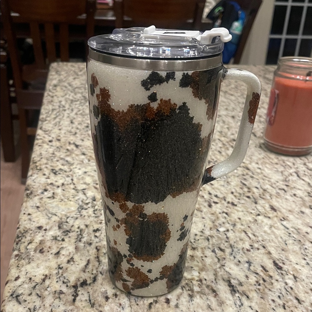 Stylish Black and Brown Tumbler